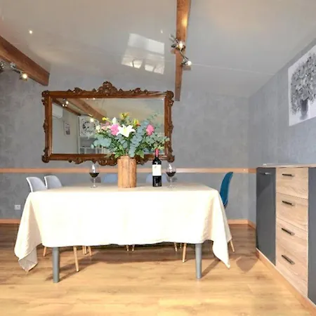 Piscine Proche Holiday home